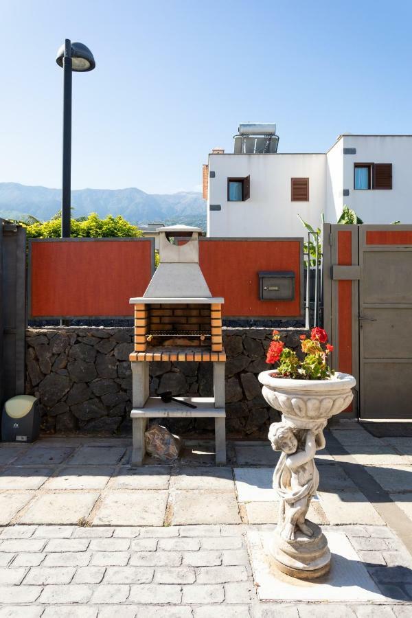 Dorina - Vivienda vacacional con piscina privada La Orotava Exterior foto